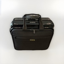 Rimowa Salsa Deluxe  Hybrid