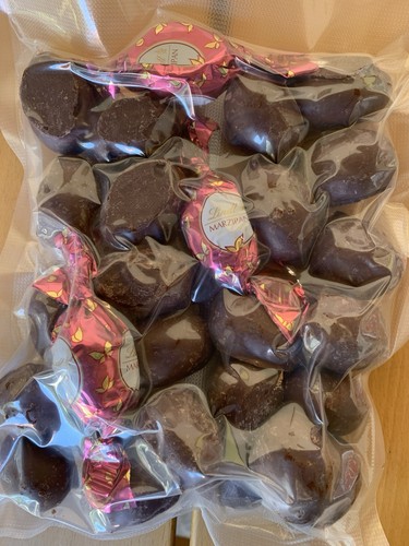 Lindt marzipan praline - lindt,