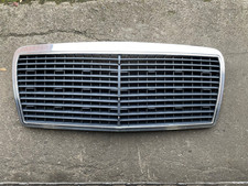 Mercedes W124 Kühlergrill