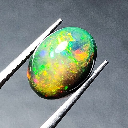 Natürlicher schwarzer opal - natürlicher,
