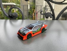 Hot Wheels Flight '03 | Loose/Lose | Silber Grau Rot | Modell Spielzeugauto