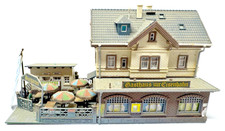 Vollmer 3663 H0 Bahnhofsgaststätte Gasthaus zur Eisenbahn Biergarten H0 HO 1:87