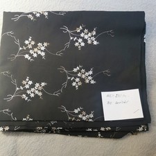 Baumwollstoff schwarz Bestickt