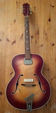 Lefthand Archtop E Gitarre mit