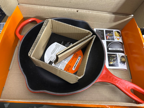 Creuset signature - le,
