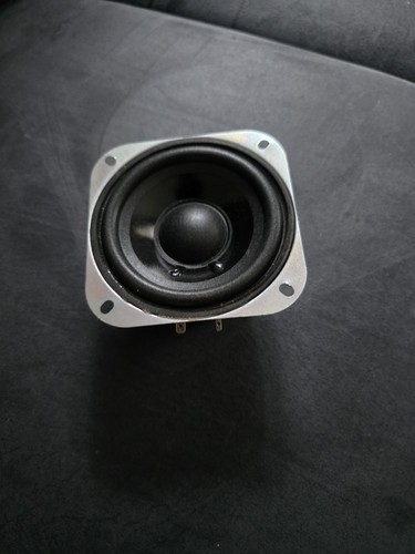 Subwoofer aus logitech - subwoofer,