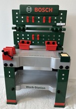 Bosch Theo Klein Kinder-Werkbank Spielzeug Kinderwerkzeug Work Station 