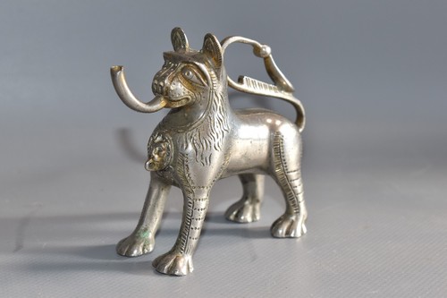 Aquamanile aus messing löwe - aus,