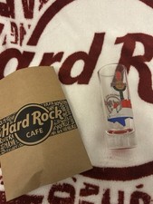 HARD ROCK CAFE/CAFÉ SHORT