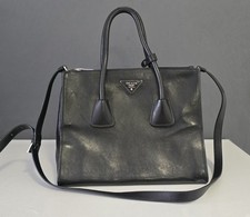 PRADA Damen Ledertasche