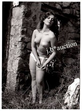 Frankreich HALB NACKT IN DER NATUR / DESSOUS NYLONS AKTFOTO * Foto um 1970