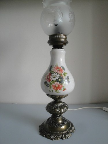 Wunderschöne alte tischlampe - alte, tischlampe.