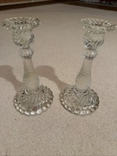 2 Pressglas Kerzenleuchter antik 