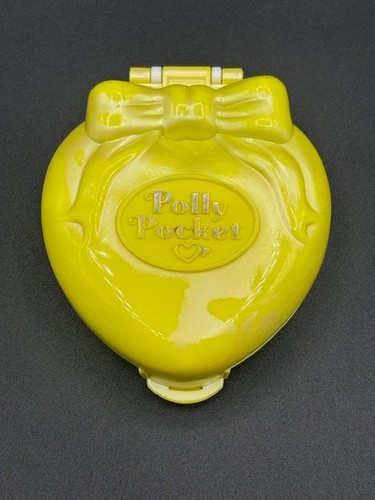 Polly pocket styling salon - polly,