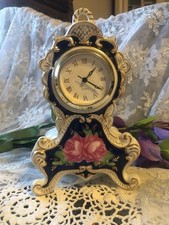 Porzellan Kaminuhr Tischuhr