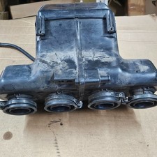 Suzuki GSX R 1100 W  Airbox