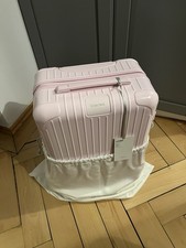 RIMOWA Essential Cabin Trolley