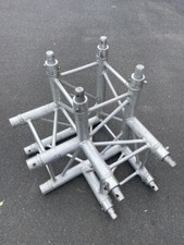 ALUTRUSS QUADLOCK  4 - Punkt - Traverse,  3 Wege  -  Ecke 90°   - Stück