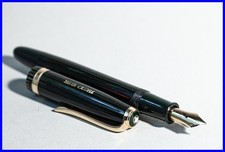 FABER-CASTELL 883 Kolben Füller DEGUSSA in Grün gestreift M 14K Gold Feder