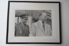 Ddr walter ulbricht und juri - walter,