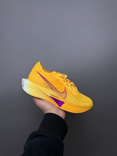 Nike zoomx vaporfly - nike,