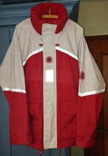 Segeljacke Herren von Compass Gr. M wasserdicht rot/weiß Reflexstreifen Kapuze