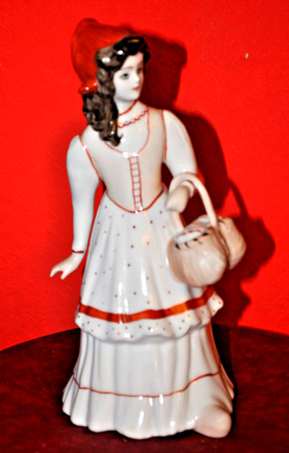 ältere porzellan figur frau - figur,