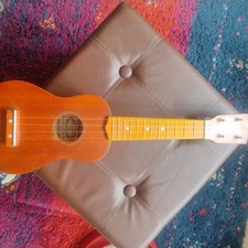 Ukulele aus Holz einfarbig