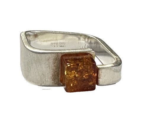 Extravaganter bernstein ring - bernstein,