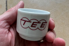 TEE Porzellan Eierbecher