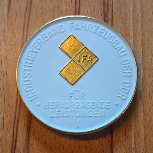 Ddr meissen porzellan medaille - ddr,