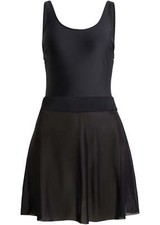 Badeanzug mit einem Netzrock