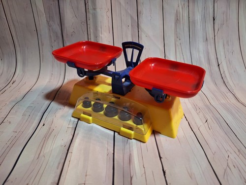 Waage spielzeug kaufladen - spielzeug,