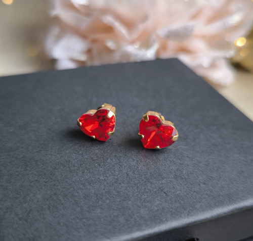 Ohrstecker mit roten swarovski - ohrstecker,