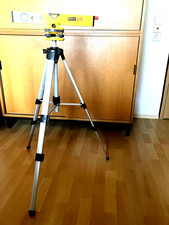 laser wasserwaage mit stativ