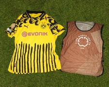 BORUSSIA DORTMUND v FLUMINENSE