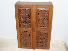 Holz Pfeifenschrank Pfeifenschränkle mit Verzierungen  !