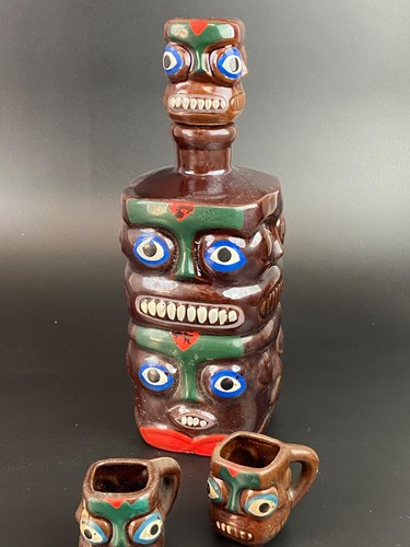 Vintage tiki totempfahl - vintage,