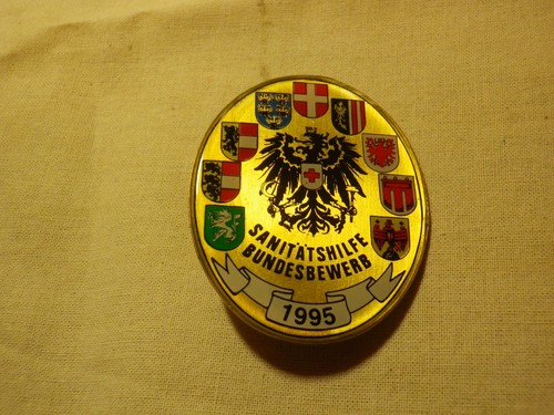 Abzeichen rotes kreuz - ,
