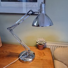 NASKA LORIS TISCHLAMPE VON