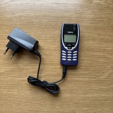 Nokia 8210 Blau, ohne Simlock