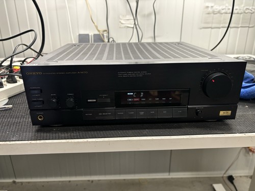 Onkyo m70 stereo amplifier - a-m70,