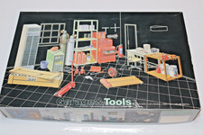 FUJIMI GT2-1000 GARAGE & TOOLS "TOOLS"   1:24