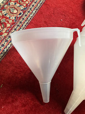 Trichter Kunststofftrichter groß weiß Gastro Industrie