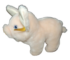 Steif Schweinchen-mit Knopf und Fahne im Ohr--27x20cm