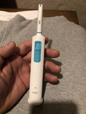 Used ORAL-B BRAUN INTERCLEAN