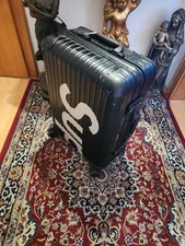 Supreme RIMOWA Topas