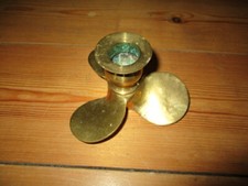 Kerzenhalter in Form einer