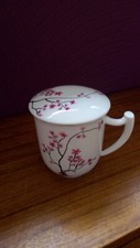 Teetasse Fine Bone China mit Sieb und Deckel 