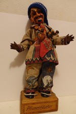 holzfiguren handgeschnitzt